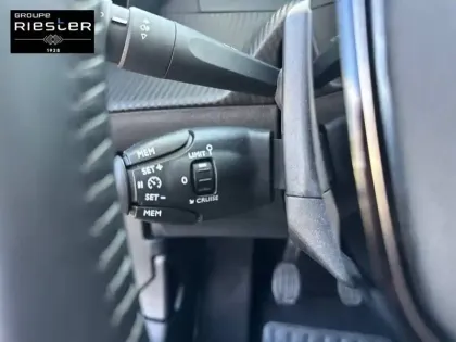 Photo 18 Peugeot 2008  PureTech 130 S&S BVM6