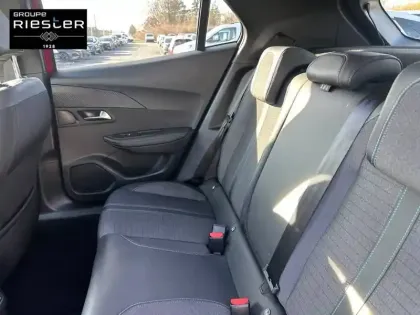 Photo 11 Peugeot 2008  PureTech 130 S&S BVM6