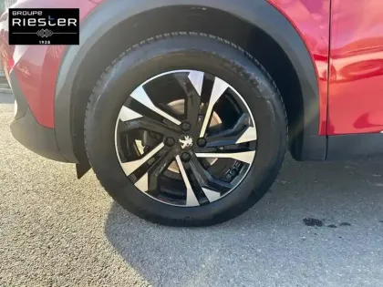 Photo 12 Peugeot 2008  PureTech 130 S&S BVM6