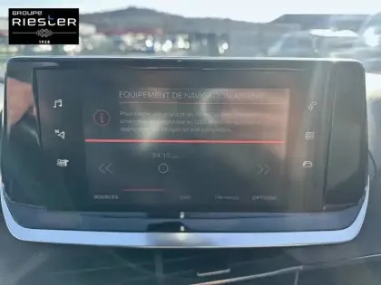 Photo 23 Peugeot 2008  PureTech 130 S&S BVM6