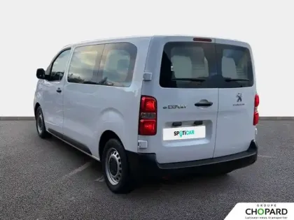 Photo 41 Peugeot Expert e- COMBI Standard Electrique 50 kWh 136ch