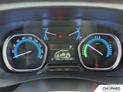 Photo 16 Peugeot Expert e- COMBI Standard Electrique 50 kWh 136ch