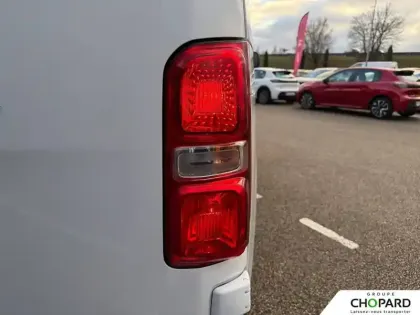 Photo 59 Peugeot Expert e- COMBI Standard Electrique 50 kWh 136ch