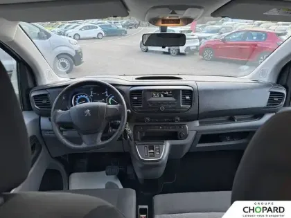 Photo 11 Peugeot Expert e- COMBI Standard Electrique 50 kWh 136ch