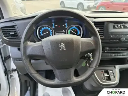 Photo 15 Peugeot Expert e- COMBI Standard Electrique 50 kWh 136ch