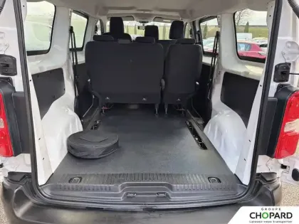 Photo 7 Peugeot Expert e- COMBI Standard Electrique 50 kWh 136ch