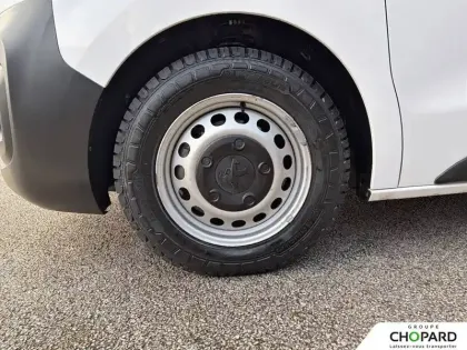 Photo 22 Peugeot Expert e- COMBI Standard Electrique 50 kWh 136ch