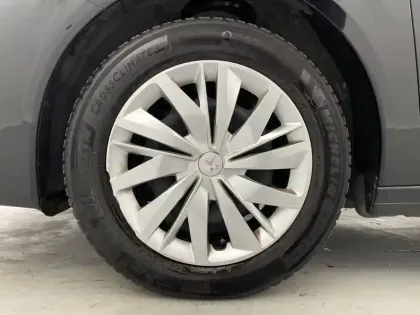 Photo 35 Peugeot 208  BlueHDi 100 S&S BVM6 2 Places