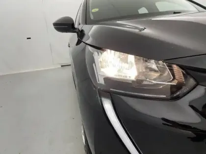 Photo 50 Peugeot 208  BlueHDi 100 S&S BVM6 2 Places