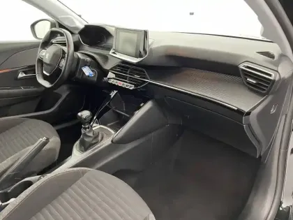 Photo 73 Peugeot 208  BlueHDi 100 S&S BVM6 2 Places