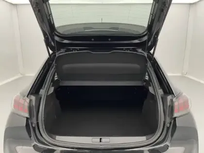 Photo 32 Peugeot 208  BlueHDi 100 S&S BVM6 2 Places