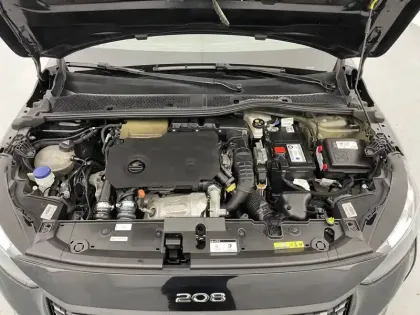 Photo 39 Peugeot 208  BlueHDi 100 S&S BVM6 2 Places