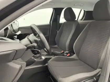Photo 95 Peugeot 208  BlueHDi 100 S&S BVM6 2 Places