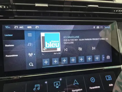 Photo 39 Peugeot 308  BlueHDi 130ch S&S EAT8