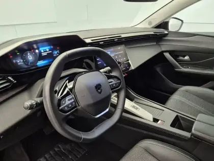 Photo 34 Peugeot 308  BlueHDi 130ch S&S EAT8