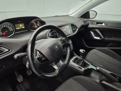 Photo 26 Peugeot 308  PureTech 110ch S&S BVM6