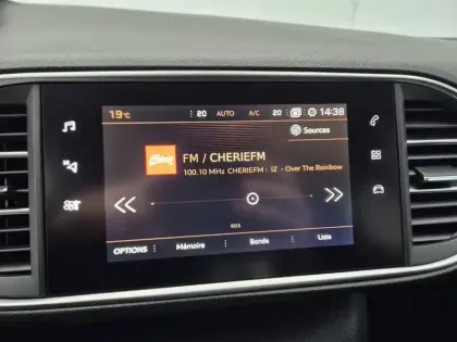 Photo 31 Peugeot 308  PureTech 110ch S&S BVM6