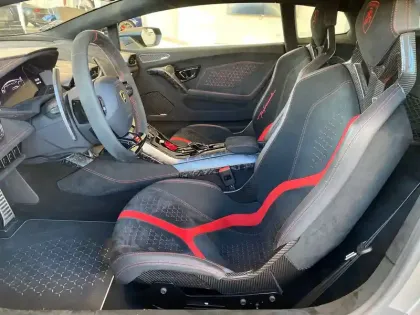 Photo 7 Lamborghini Huracan  Performante 640