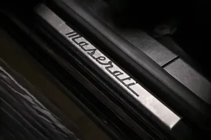 Photo 24 Maserati Ghibli  3.0 V6 Bi-Turbo 430 S Q4