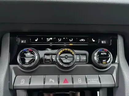 Photo 16 Skoda Karoq  1.5 TSI Evo 2 150 ch ACT DSG7