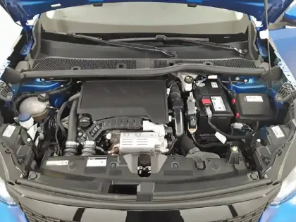 Photo 43 Peugeot 2008  PureTech 130 S&S BVM6