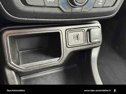 Photo 81 Jeep Renegade  1.5 Turbo T4 130 ch BVR7 e-Hybrid