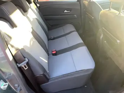 Photo 14 Dacia Jogger  Hybrid 140 7 places GSR2