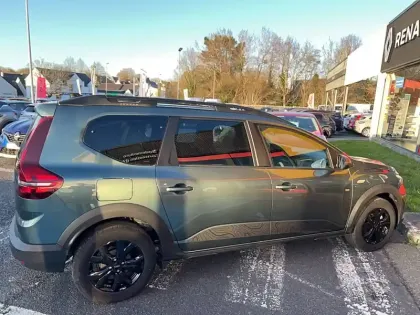 Photo 5 Dacia Jogger  Hybrid 140 7 places GSR2