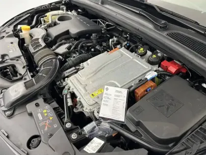 Photo 35 Renault Clio  E-Tech 140