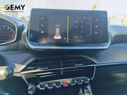 Photo 66 Peugeot 208  PureTech 100 S&S BVM6