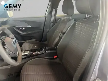 Photo 8 Peugeot 2008  Electrique 50 kWh 136 ch