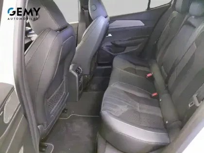 Photo 9 Peugeot 408  Electrique 58 kWh 210 ch