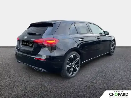 Photo 60 Mercedes Classe A  180 7G-DCT