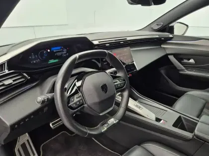 Photo 26 Peugeot 308  SW PHEV 225 e-EAT8