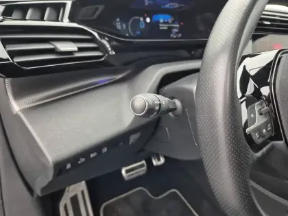 Photo 42 Peugeot 308  SW PHEV 225 e-EAT8