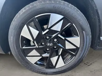 Photo 8 Hyundai Kona  Hybrid 141