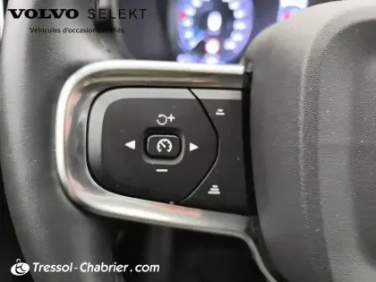 Photo 18 Volvo Xc40  T2 129 ch Geartronic 8 Momentum