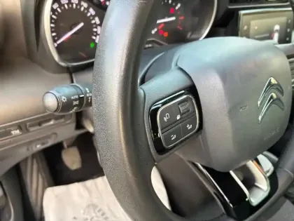 Photo 15 Citroën C3 Aircross  BlueHDi 110 S&S BVM6 Shine