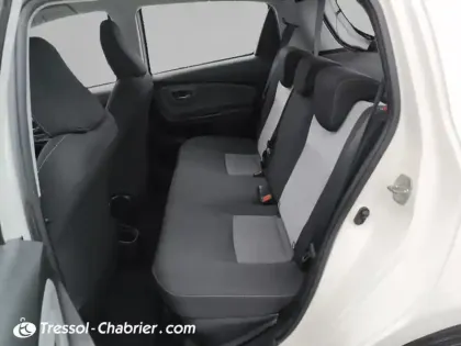 Photo 22 Toyota Yaris  Hybride 100h Dynamic