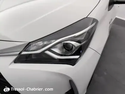 Photo 13 Toyota Yaris  Hybride 100h Dynamic