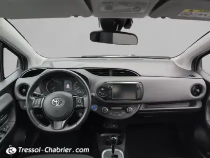 Photo 9 Toyota Yaris  Hybride 100h Dynamic