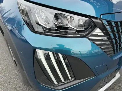 Photo 13 Peugeot 2008  100 S&S BVM6 Allure