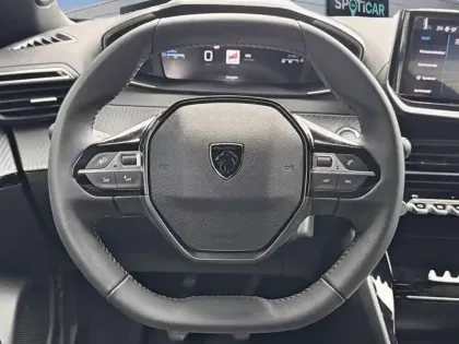 Photo 11 Peugeot 2008  100 S&S BVM6 Allure