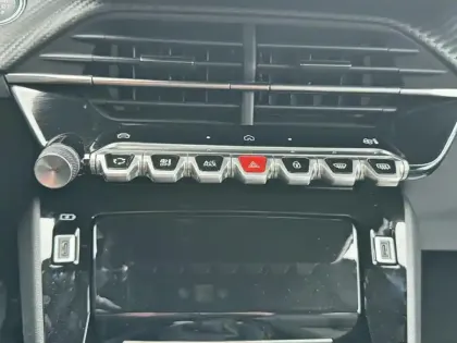 Photo 12 Peugeot 2008  100 S&S BVM6 Allure