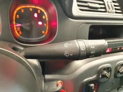 Photo 17 Fiat Panda  1.0 70 ch Hybride BSG S/S