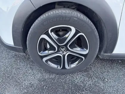 Photo 12 Citroën C3  PureTech 83 S&S BVM5 Shine