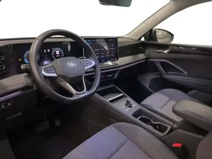 Photo 8 Volkswagen Tiguan 1.5 eTSI 131ch DSG7 VW Edition