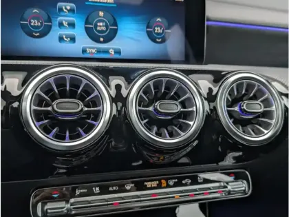 Photo 14 Mercedes Classe A 180 d 