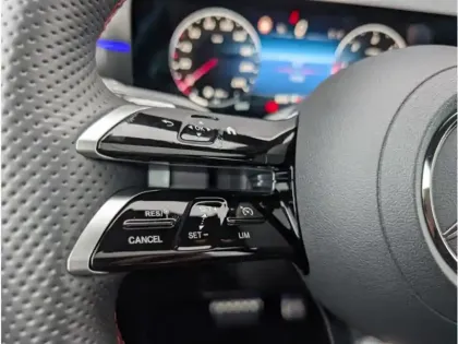 Photo 23 Mercedes Classe A Gén. IV (W177) Ph2 AMG Line 5