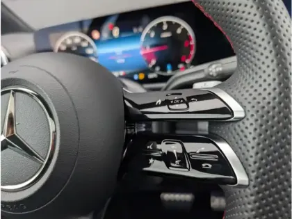 Photo 22 Mercedes Classe A Gén. IV (W177) Ph2 AMG Line 5